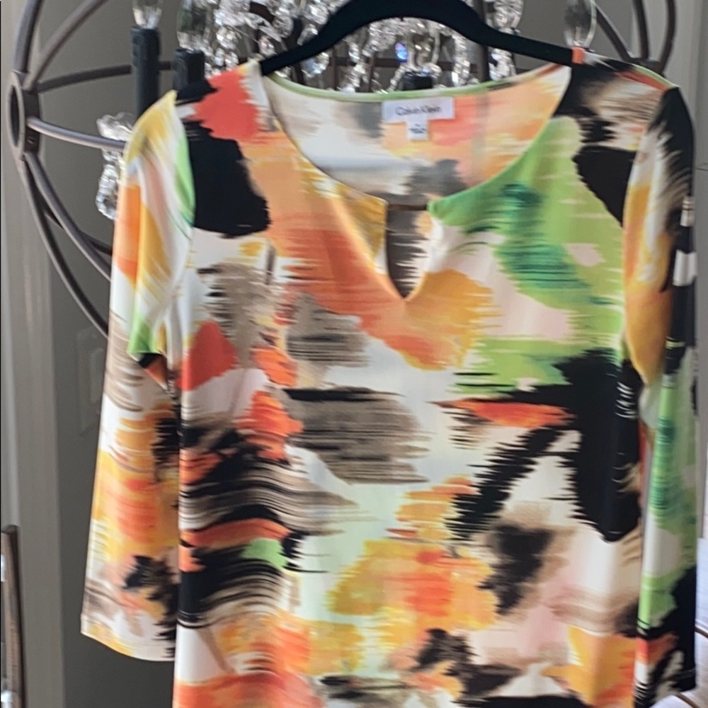 Calvin Klein Small top scoop neck with vibrant hue